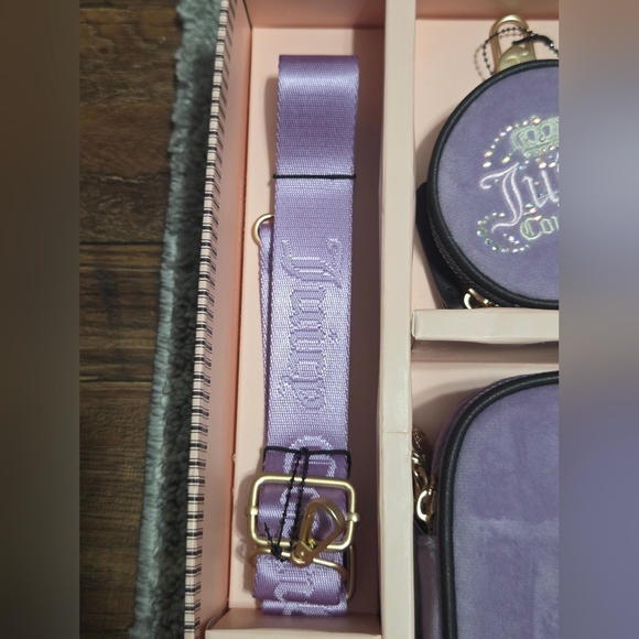 Juicy Couture Lavender and Black Bag Set - Picture 5 of 11